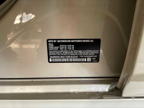 Certified 2025 BMW 330i 330i w/ M Sport Package image 32