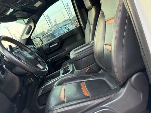Used 2022 GMC Sierra 1500 AT4 w/ AT4 Premium Package image 13