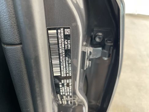 Used 2023 Jeep Renegade Latitude AWD/4WD image 27