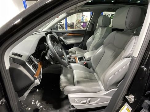 Used 2022 Audi Q5 2.0T Premium Plus image 17