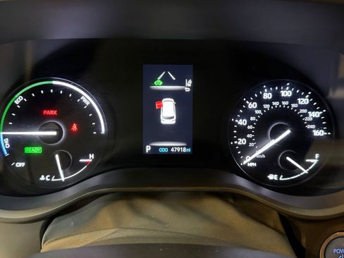 Used 2023 Toyota Sienna XSE FWD image 20