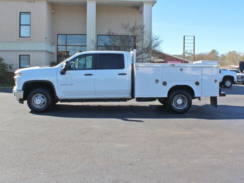 Used 2024 Chevrolet Silverado 3500 W/T w/ WT Convenience Package image 11