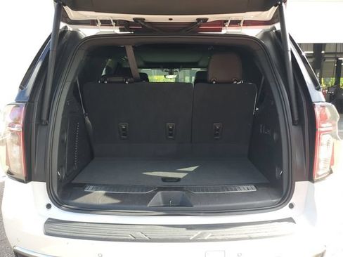 Used 2021 Chevrolet Tahoe High Country w/ Premium Package RWD image 7