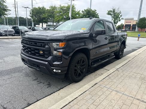 Used 2022 Chevrolet Silverado 1500 Custom AWD/4WD image 4