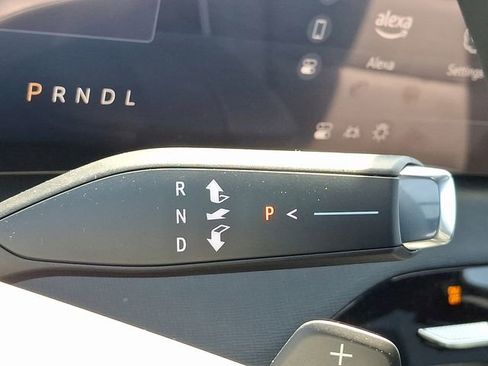 New 2025 Buick Enclave Sport Touring w/ Power Package image 9