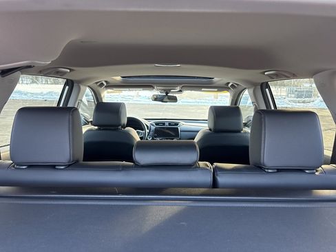 Used 2019 Honda CR-V EX-L image 9