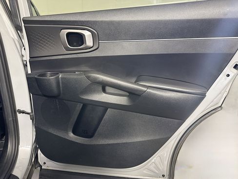 Used 2025 Kia Sorento S FWD image 28