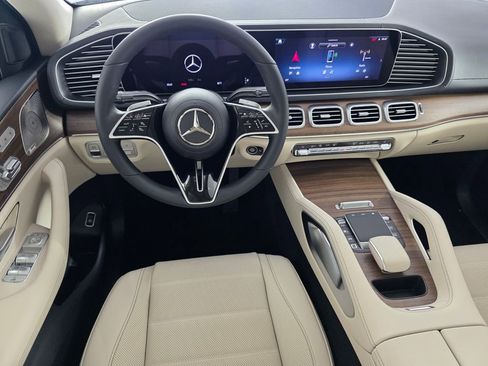 New 2026 Mercedes-Benz GLE 450 4MATIC Coupe image 10