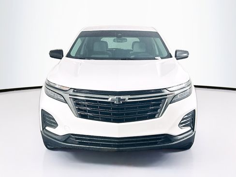 Used 2024 Chevrolet Equinox LS w/ LS Convenience Package image 2