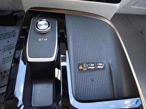 New 2026 Buick Enclave Avenir w/ Super Cruise Package image 23