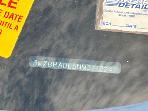 Used 2022 MAZDA MAZDA3 s FWD image 13