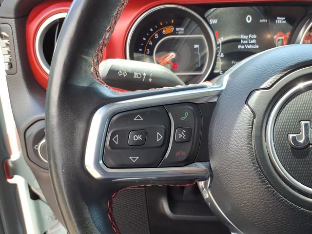 Used 2023 Jeep Wrangler Unlimited Rubicon w/ Cold Weather Group AWD/4WD image 15