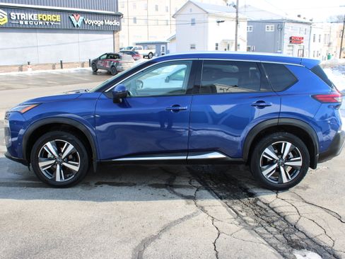 Certified 2023 Nissan Rogue SL w/ SL Premium Package image 2