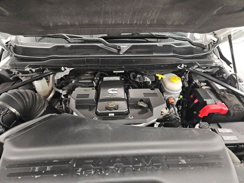 Used 2024 RAM 3500 SLT w/ Quick Order Package 2YG SLT image 16