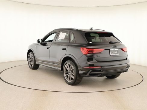 New 2025 Audi Q3 2.0T Premium image 4