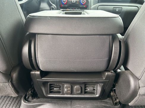 Used 2021 Chevrolet Silverado 1500 RST AWD/4WD image 39
