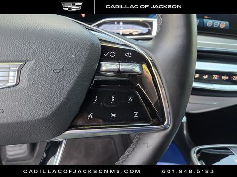 Certified 2024 Cadillac Lyriq Luxury AWD/4WD image 17