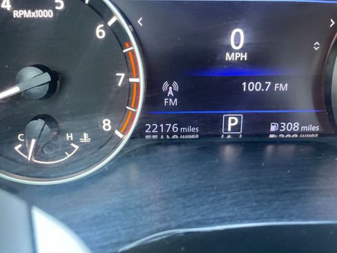 Used 2025 Nissan Altima 2.5 SV image 39