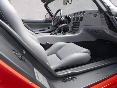 Used 1993 Dodge Viper RT/10 image 52