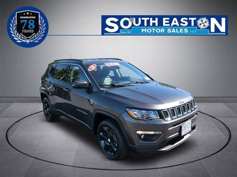 Used 2020 Jeep Compass Latitude AWD/4WD image 2