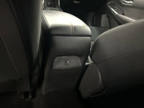 Used 2021 Nissan Sentra SR image 19