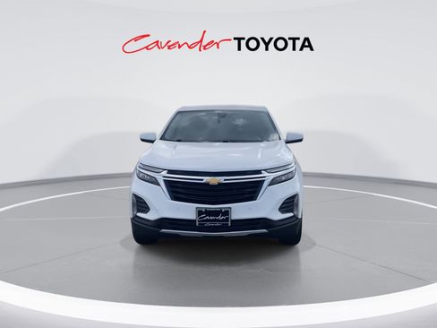 Used 2024 Chevrolet Equinox LT image 3
