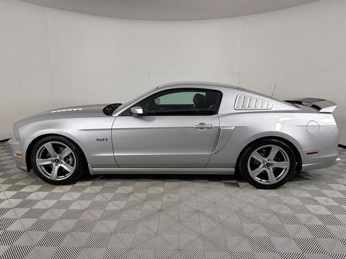 Used 2013 Ford Mustang GT Premium w/ GT Coupe Accessory Pkg 5 image 9