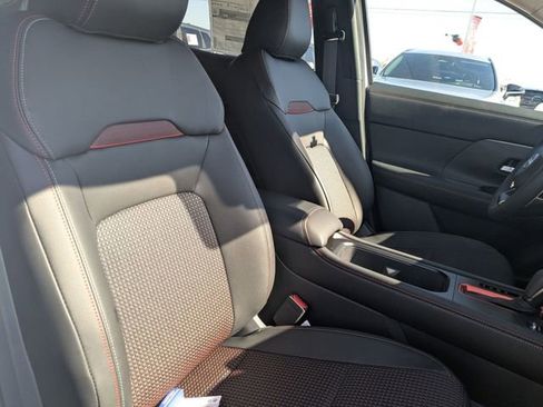 New 2026 Nissan Kicks SR FWD image 35