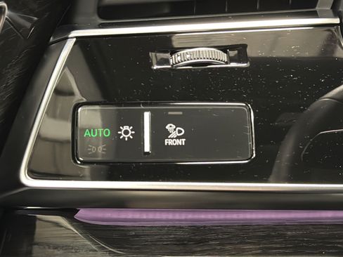 Used 2025 Audi Q7 3.0T Premium Plus w/ Premium Plus Package AWD/4WD image 18
