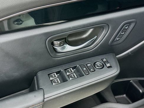Certified 2025 Honda Pilot TrailSport image 21