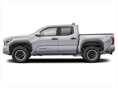 Used 2024 Toyota Tacoma TRD Off-Road AWD/4WD image 3