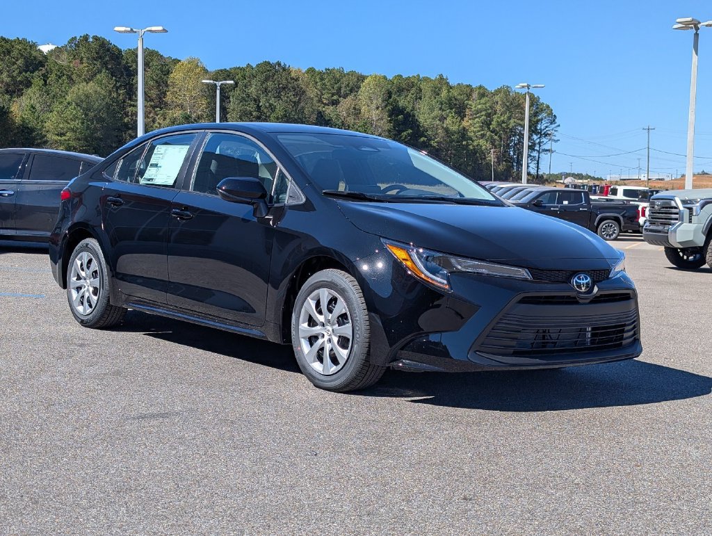 New 2027 Toyota Corolla LE FWD image 7