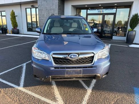 Used 2016 Subaru Forester 2.5i Premium w/ All-Weather Package AWD/4WD image 2