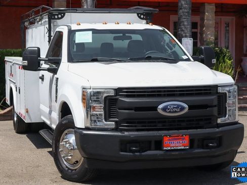 Used 2019 Ford F350 XL w/ Power Equipment Group RWD image 2