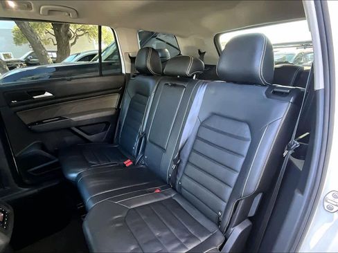 Used 2021 Volkswagen Atlas SEL Premium w/ MDO Package (Bench Seat) image 21