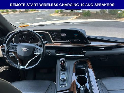 Used 2021 Cadillac Escalade Premium Luxury AWD/4WD image 15