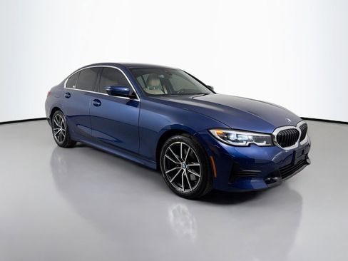 Used 2021 BMW 330i xDrive Sedan AWD/4WD image 3