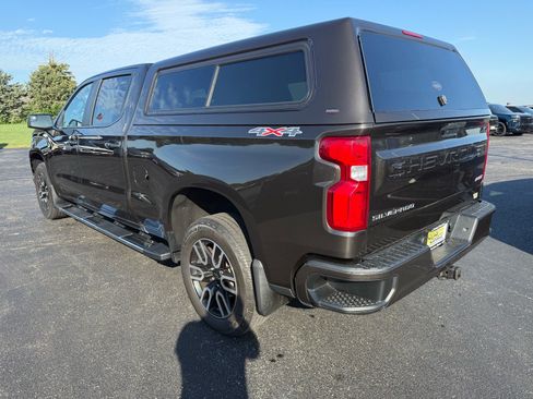 Used 2021 Chevrolet Silverado 1500 RST AWD/4WD image 3