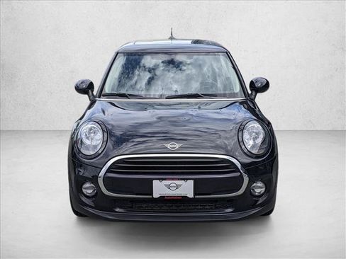 Used 2019 MINI Cooper 2-Door Hardtop FWD image 2