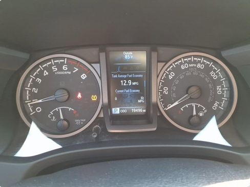 Used 2023 Toyota Tacoma TRD Sport AWD/4WD image 19