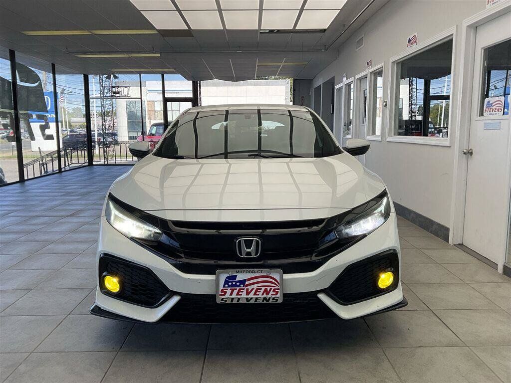Used 2018 Honda Civic Sport image 2