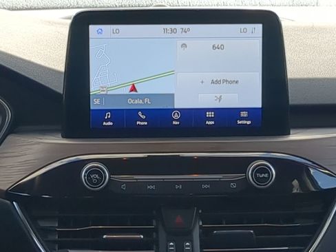 Used 2020 Ford Escape Titanium image 15