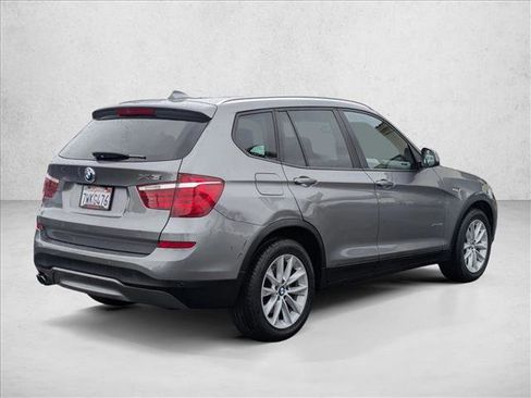 Used 2017 BMW X3 xDrive28i image 5