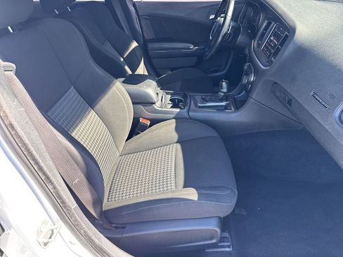 Used 2020 Dodge Charger R/T w/ Blacktop Package image 13