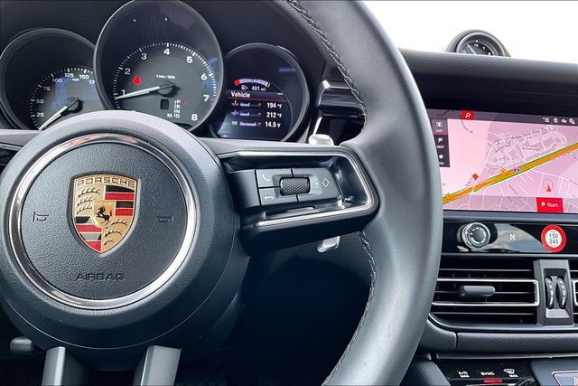 Used 2026 Porsche Macan AWD/4WD image 12