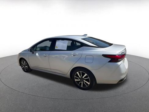 Used 2025 Nissan Versa SV FWD image 10