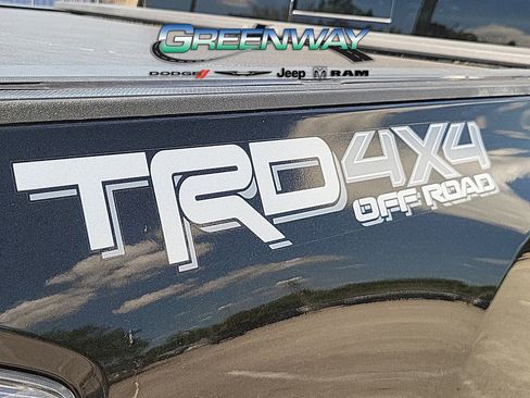 Used 2023 Toyota Tacoma TRD Off-Road w/ TRD Premium Off Road Package AWD/4WD image 30