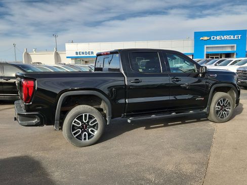 Used 2023 GMC Sierra 1500 AT4 w/ Technology Package image 4