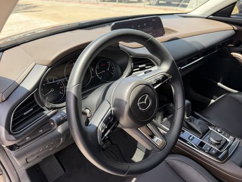 Certified 2025 MAZDA CX-30 AWD 2.5 S w/ Premium Package image 14
