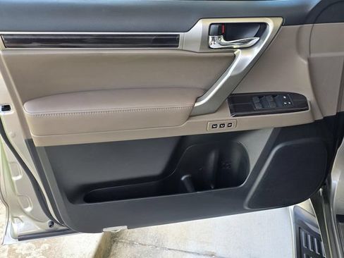 Used 2021 Lexus GX 460 Premium w/ Premium Package AWD/4WD image 35